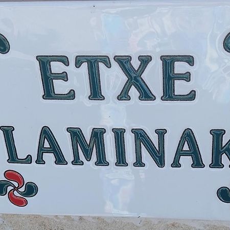 Etxe Laminak Bed & Breakfast Sisteron Bagian luar foto